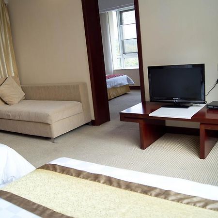 Lijing Commercial Hotel Sencsen Szoba fotó